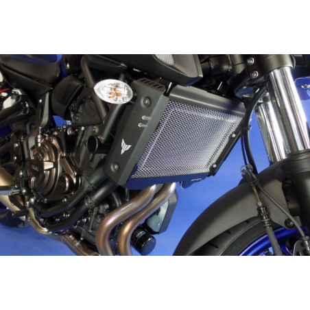CACHES LATERAUX DE RADIATEUR YAMAHA MT07 2018- 