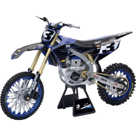 MAQUETTE YAMAHA YZ450F STAR RACING ELI TOMAC #3 1/6