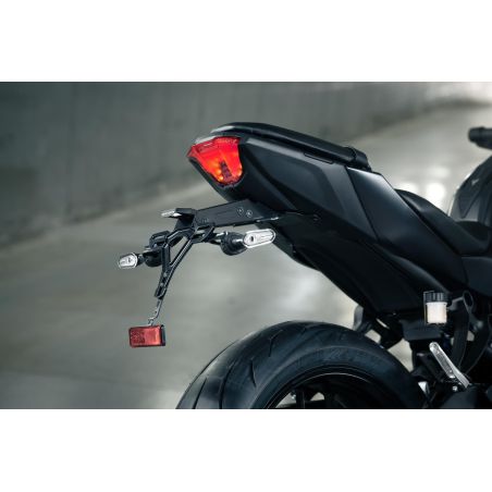 SUPPORT PLAQUE IMMATRICULATION YAMAHA MT07 2025 -