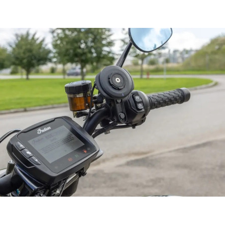 SUPPORT DE SMARTPHONE QUAD LOCK - FIXATION MAITRE CYLINDRE FREIN / EMBRAYAGE