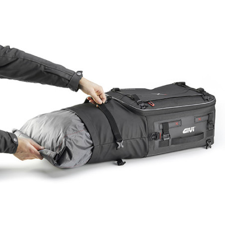 SAC DE SELLE / CARGO ROLL-TOP ETANCHE EXTENSIBLE GIVI XL02B